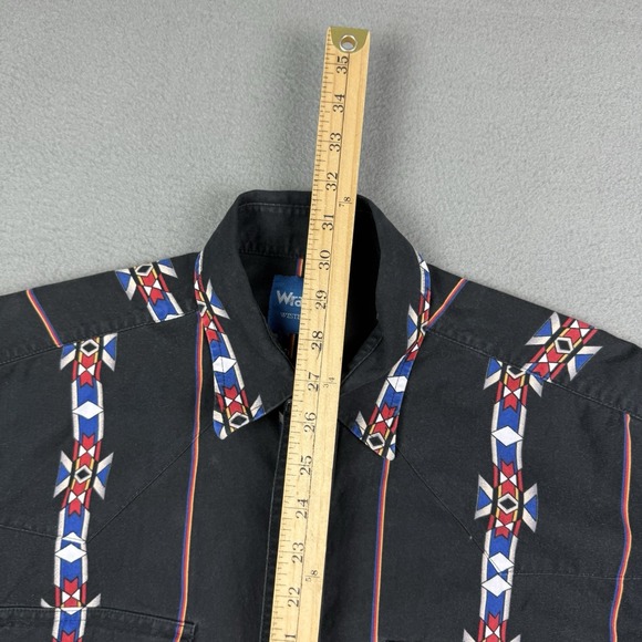 Vintage Wrangler Short Sleeve Pearl Snap Western Shirt Men's XL Black Aztec‎ - Picture 6 of 8